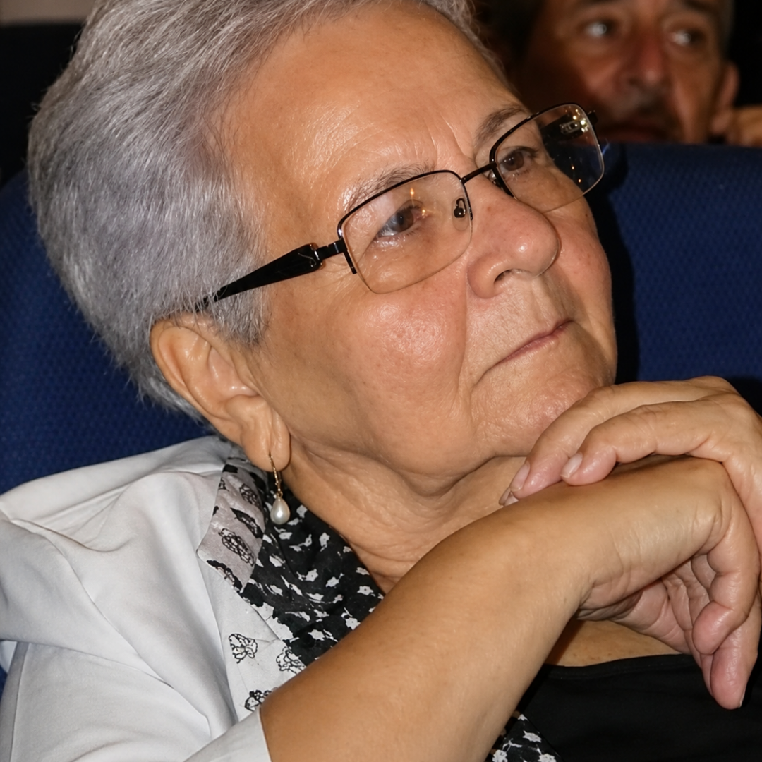 Reaparece Gladys Bejerano: La excontralora cubana sale del ostracismo en medio de las honras fúnebres de Ramiro Valdés